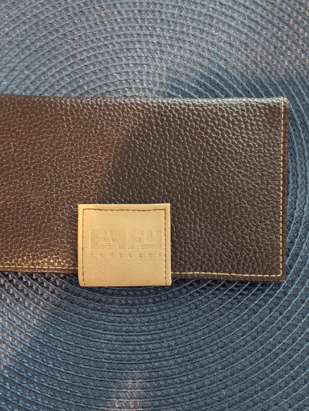 EFFY Leather Textured Brown Jewelry Organizer w Beige Logo Patch